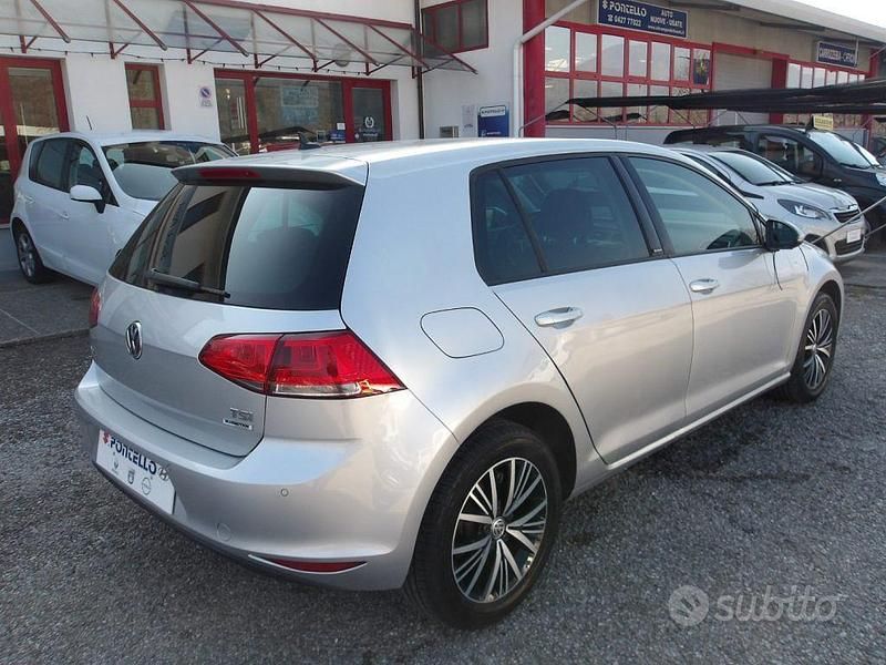 Usata VW Golf VII 86 CV (63 kW) 2016 Grigio Berlina