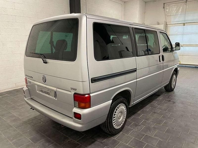 Usata VW T4 Highline 102 CV (75 kW) 2002 Grigio Furgone