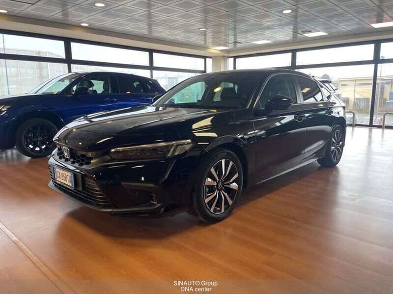 Other Nuova 2025 Honda Civic Elegance Due volumi | 30.900 € (Ottimo prezzo) - Immagine 1/4