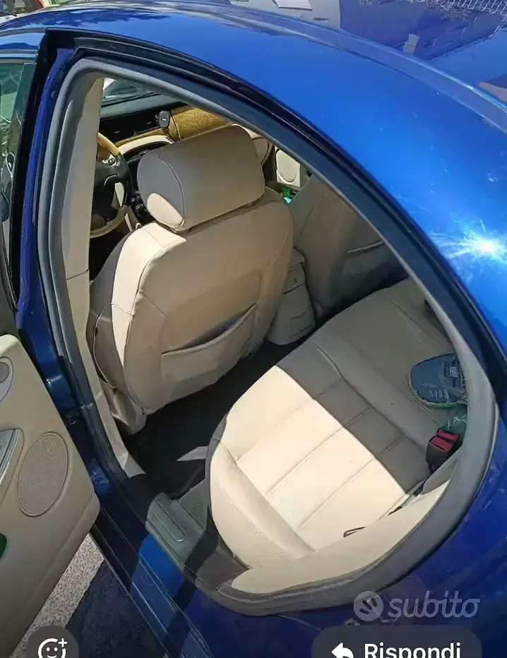 Usata Jaguar X-type 230 CV (169 kW) 2002 Bluazzurro Berlina