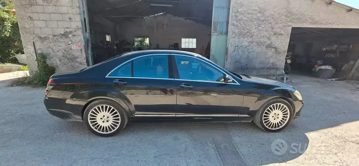 Usata Mercedes S320 235 CV (172 kW) 2006 Nero Berlina