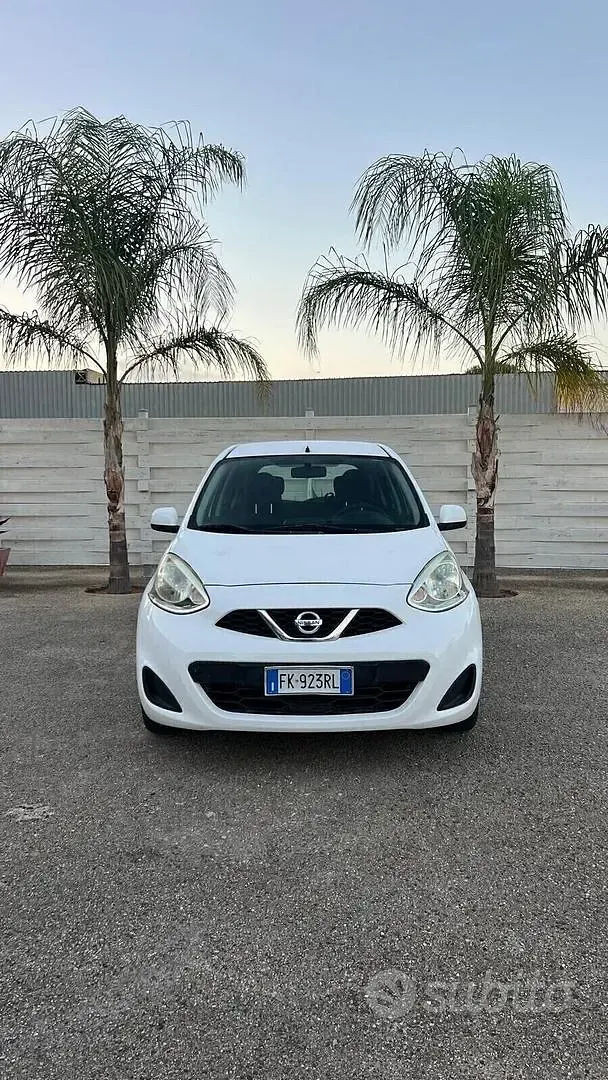 Gebraucht Nissan Micra 80 PS (58 kW) 2017 Weiß Kleinwagen