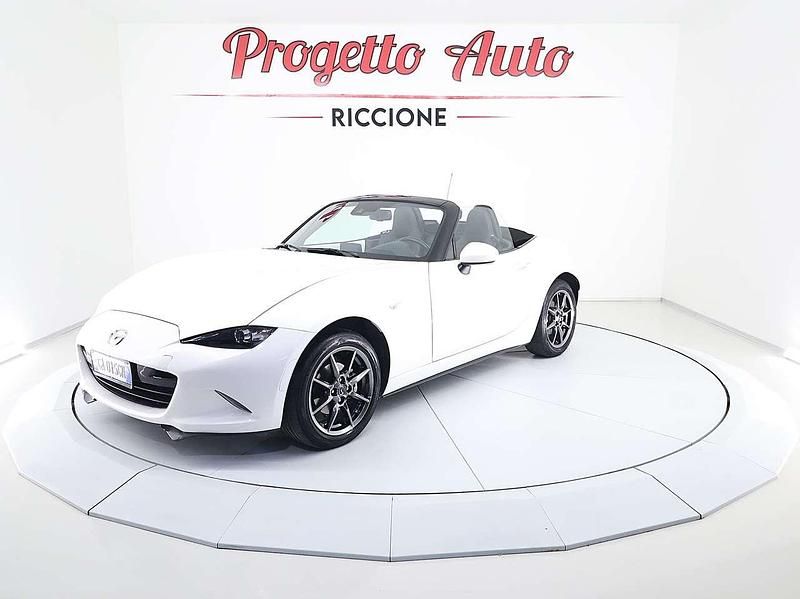 Usata Mazda MX5 Exceed 132 CV (97 kW) 2020 Snowflake white pearl Cabrio