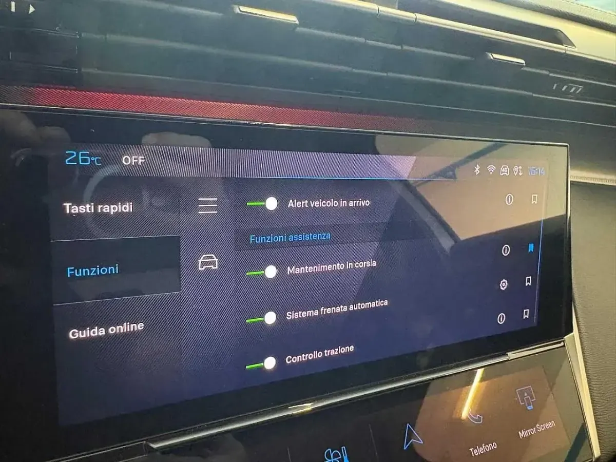 Usata Peugeot e-308 GT 114 kW (156 CV) 2025 Bianco Utilitaria
