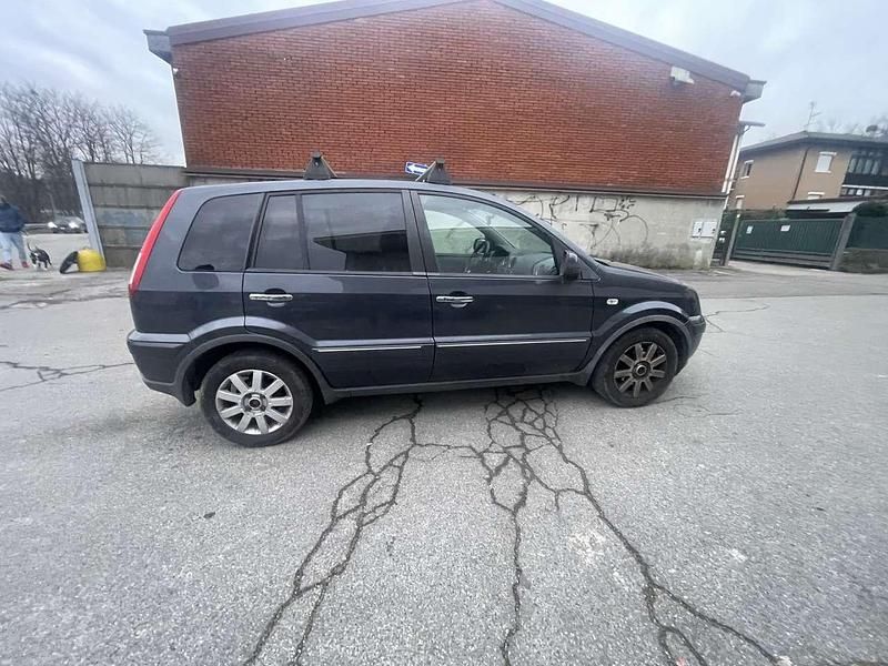 Usata Ford Fusion 80 CV (58 kW) 2010 Other Utilitaria