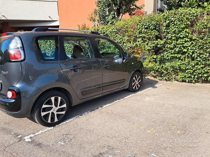 Usata Citroën C3 Picasso 92 CV (67 kW) 2014 Grigio Monovolume