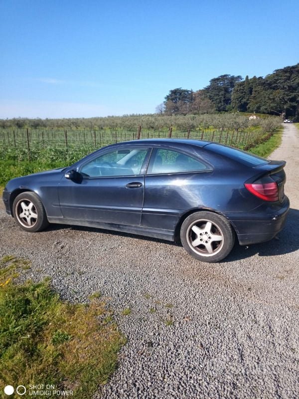 Blu Usata 2001 Mercedes C220 Coupé | 900 € (Super prezzo) - Immagine 1/4