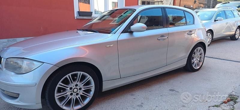 Usata BMW 116 115 CV (84 kW) 2009 Grigio Utilitaria