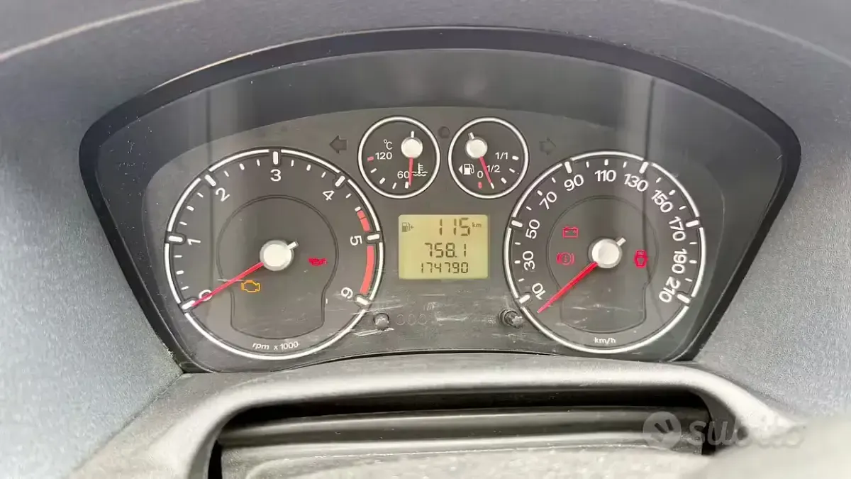 Usata Ford Fusion 68 CV (50 kW) 2008 Nero Utilitaria
