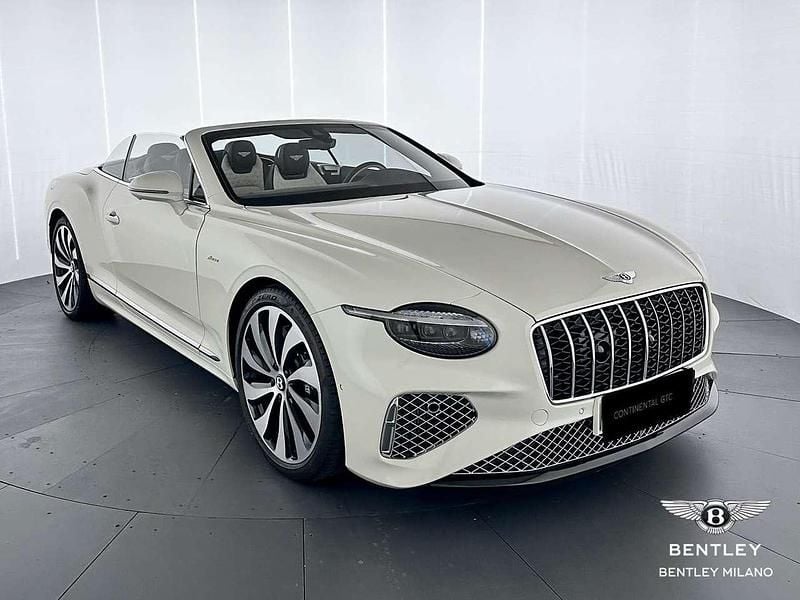 Bianco Nuova 2025 Bentley Continental Cabrio | 339.000 € - Immagine 1/4