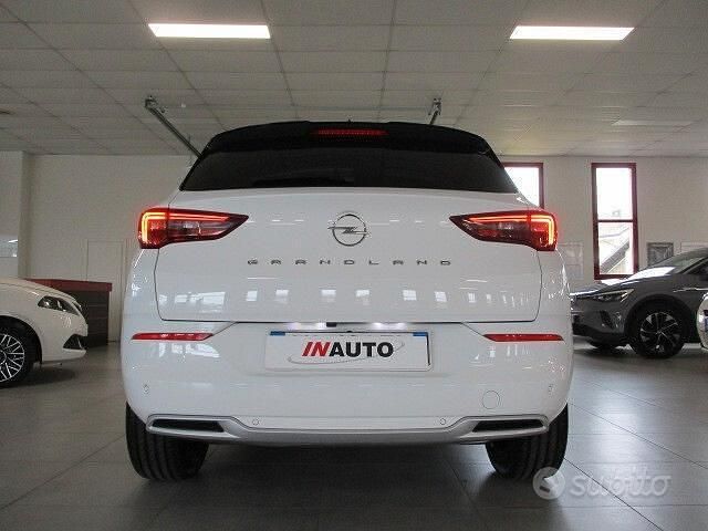 Usata Opel Grandland X Business 131 CV (96 kW) 2022 Bianco SUV