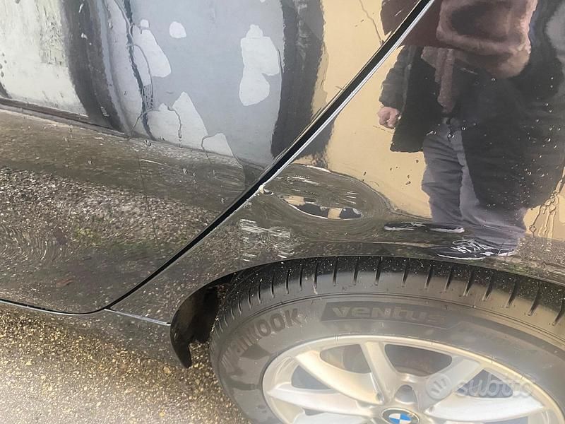 Usata BMW 218 Advantage 149 CV (109 kW) 2018 Nero Station wagon