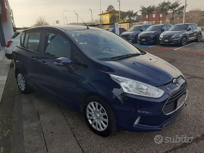 Usata Ford B-MAX 90 CV (66 kW) 2015 Blu Monovolume