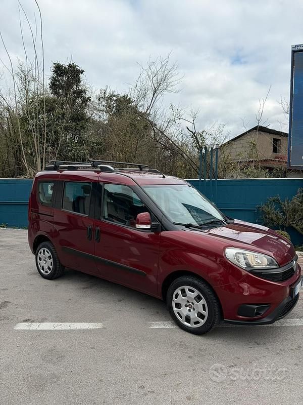 Usata Fiat Doblò 2015 Rosso Monovolume