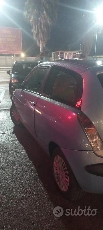 Usata Lancia Ypsilon 2003 Utilitaria