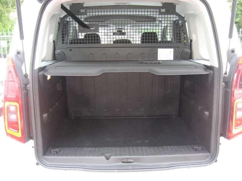 Usata Opel Combo Life Edition+ 102 CV (75 kW) 2022 Bianco
