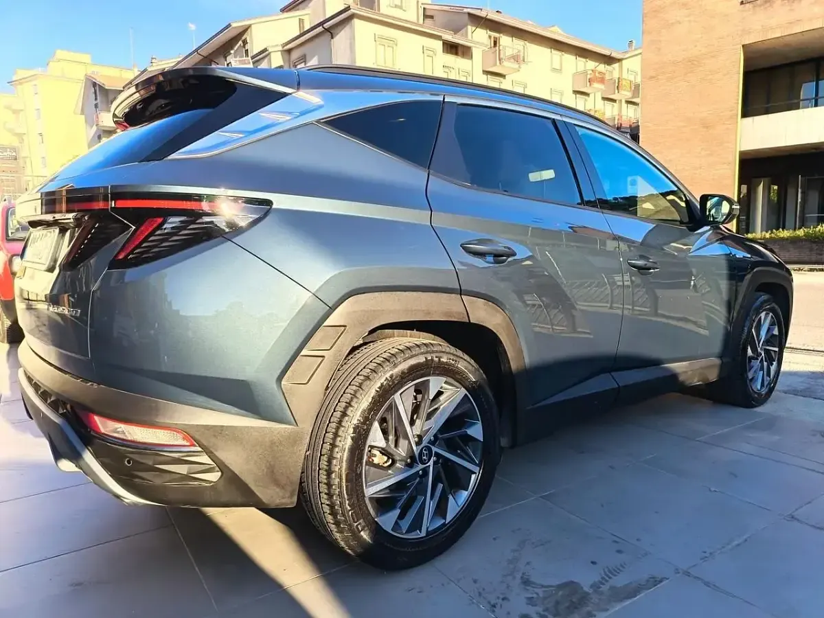 Usata Hyundai Tucson 135 CV (99 kW) 2023 Grigio SUV