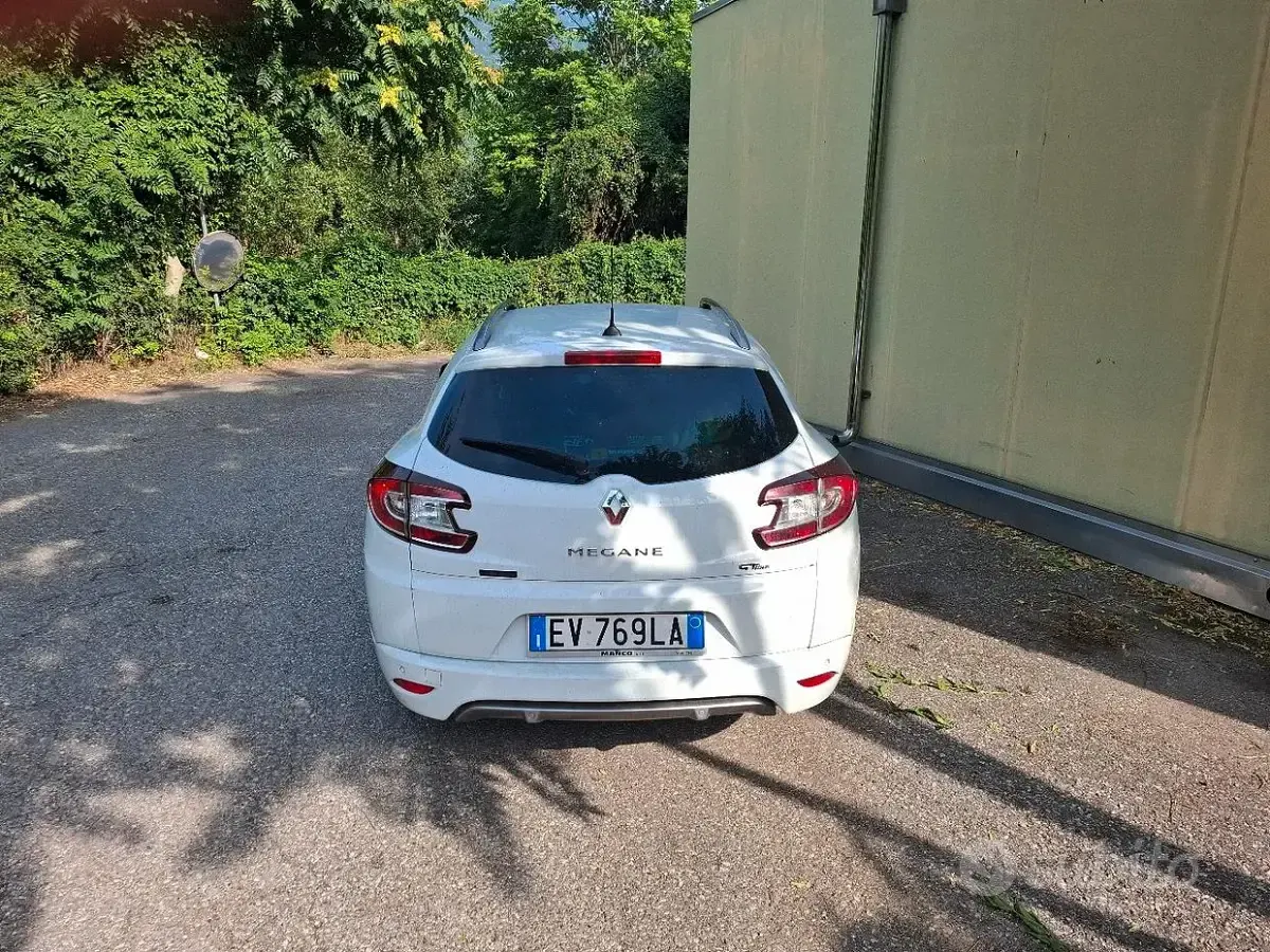 Usata Renault Mégane GrandTour 131 CV (96 kW) 2014 Bianco Station wagon