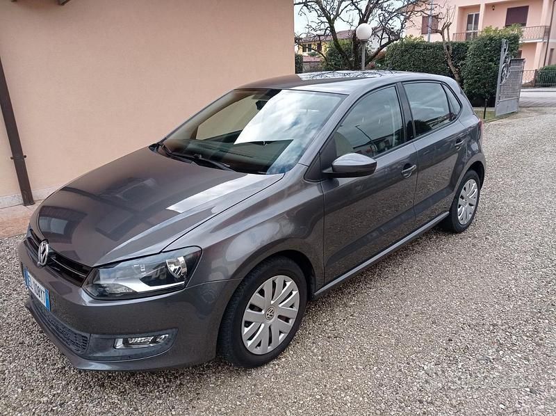 Usata VW Polo 75 CV (55 kW) 2012 Grigio Berlina