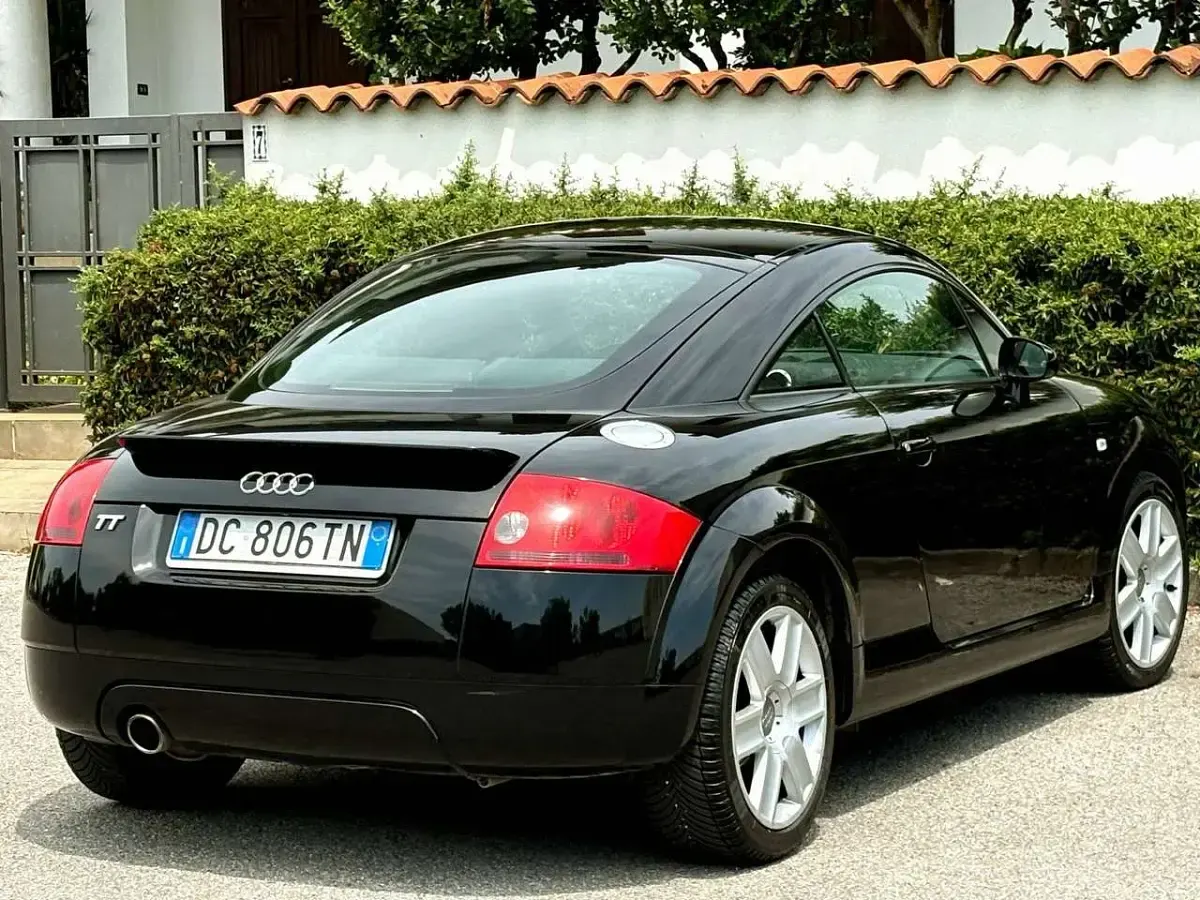 Usata Audi TT Ambiente 179 CV (131 kW) 2003 Nero Coupé