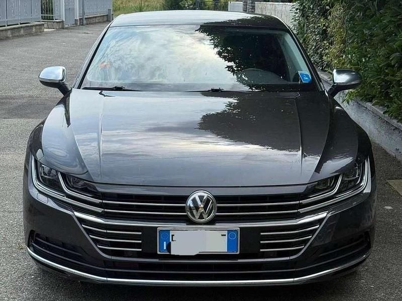 Usata VW Arteon Elegance 150 CV (110 kW) 2019 Grigio Berlina