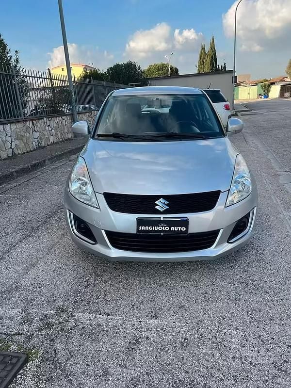Usata Suzuki Swift 75 CV (55 kW) 2014 Grigio Utilitaria