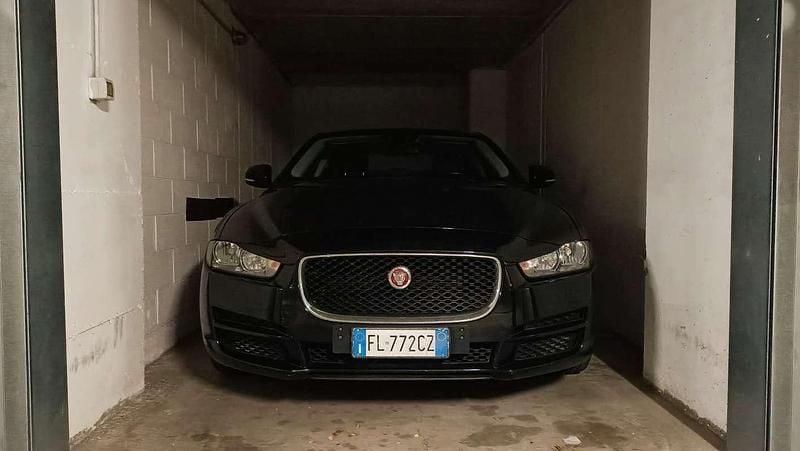Usata 2017 Jaguar XF Prestige Tre volumi | 16.000 € (Molto cara) - Immagine 1/4