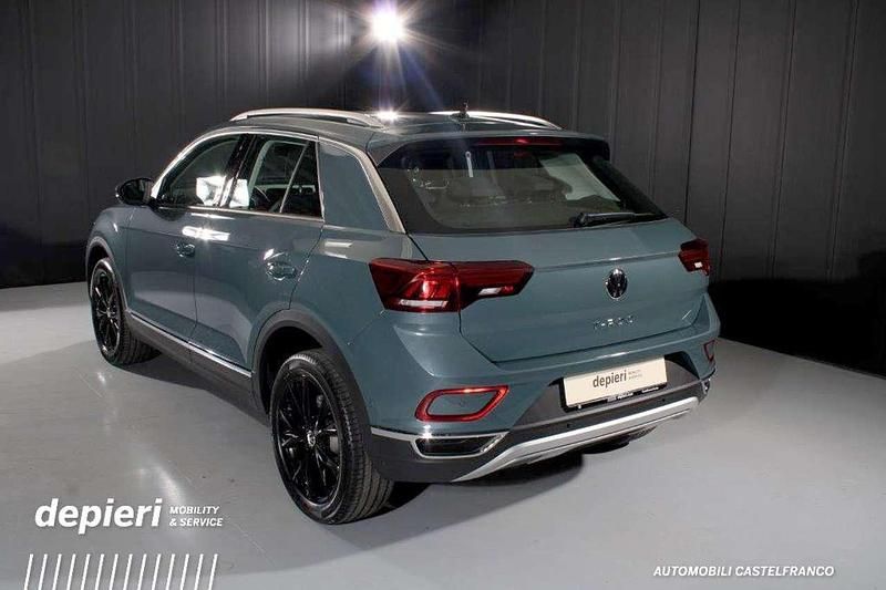 Usata VW T-Roc Style 150 CV (110 kW) 2024 Blu/azzurro SUV