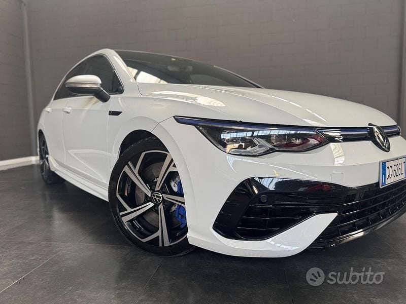 Usata VW Golf VIII R 320 CV (235 kW) 2022 Bianco Berlina