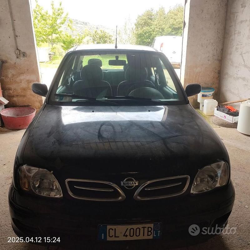 Usata Nissan Micra 2004 Nero Utilitaria