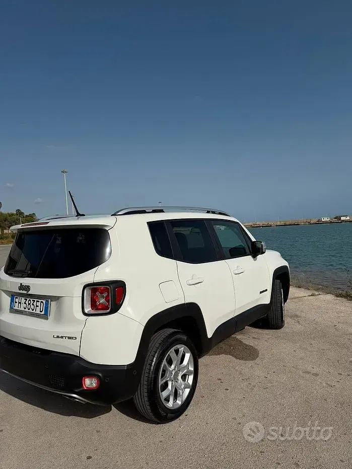 Usata Jeep Renegade 140 CV (102 kW) 2017 Bianco SUV