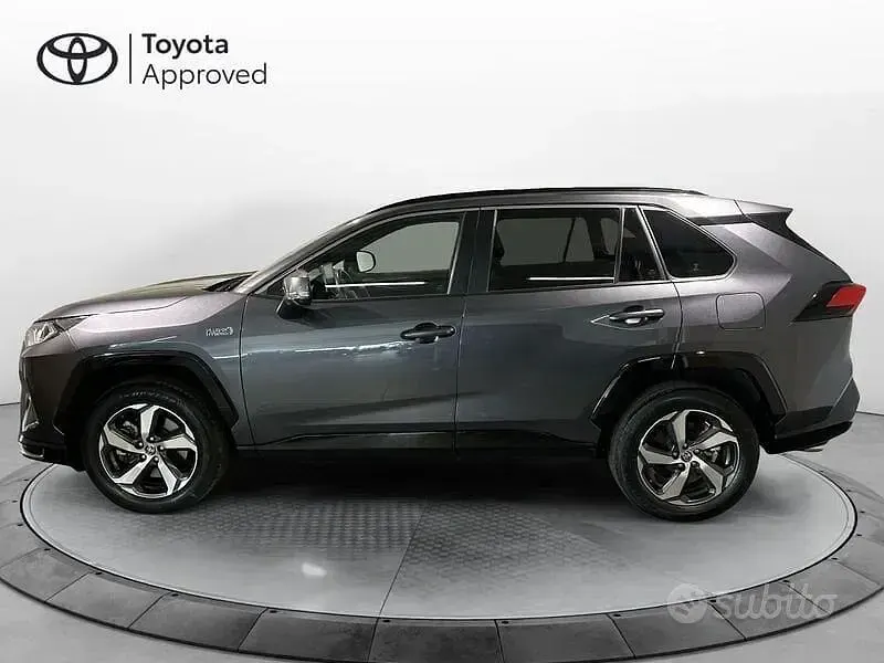 Usata Toyota RAV4 Hybrid 306 CV (225 kW) 2021 Grigio SUV