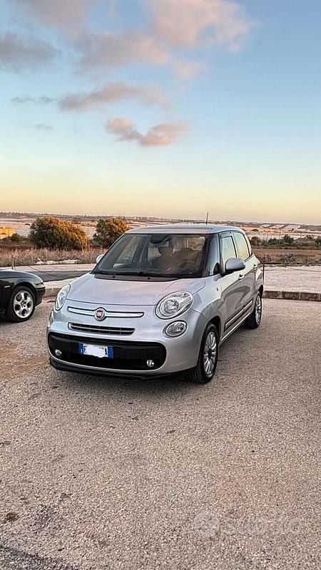 Grigio Usata 2016 Fiat 500L Monovolume | 6500 € (Super prezzo) - Immagine 1/4