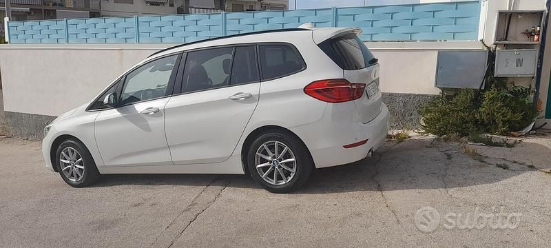 Usata BMW 218 150 CV (110 kW) 2016 Bianco Monovolume