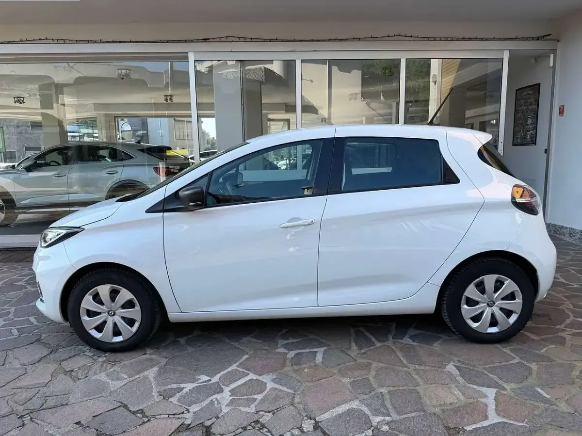 Usata Renault Zoe Life 50 kW (69 CV) 2022 Bianco Utilitaria