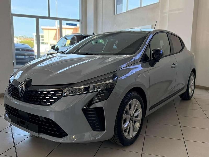 Usata Renault Clio V Evolution 101 CV (74 kW) 2024 Bianco ghiaccio Berlina