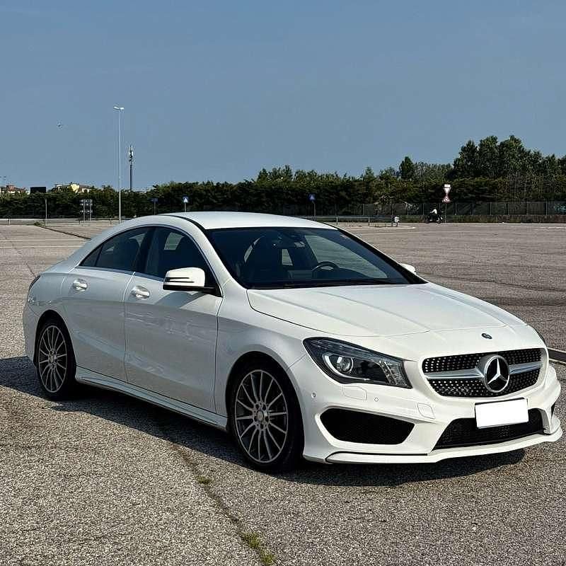 Usata Mercedes CLA180 Premium 109 CV (80 kW) 2015 Berlina