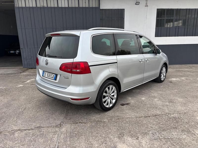 Usata VW Sharan Highline 140 CV (102 kW) 2011 Grigio Monovolume