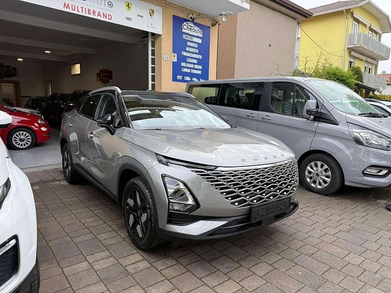 Nuova Omoda 5 147 CV (108 kW) 2025 Aviation silver/t. nero SUV