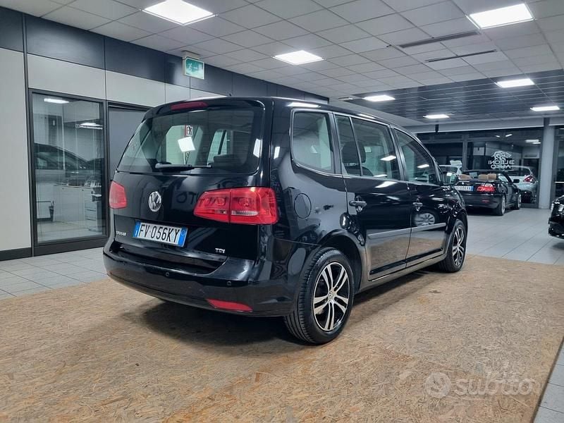 Usata VW Touran Comfortline 104 CV (76 kW) 2014 Nero Monovolume