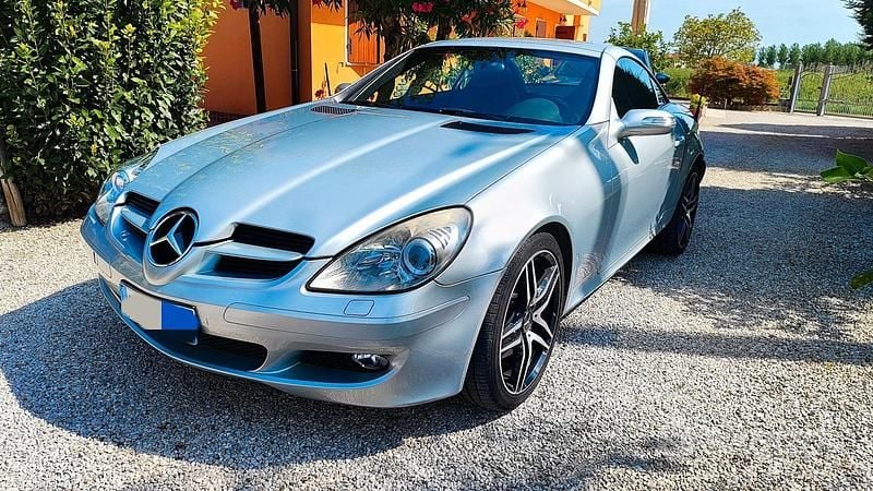 Usata Mercedes SLK200 163 CV (119 kW) 2005 Grigio Cabrio