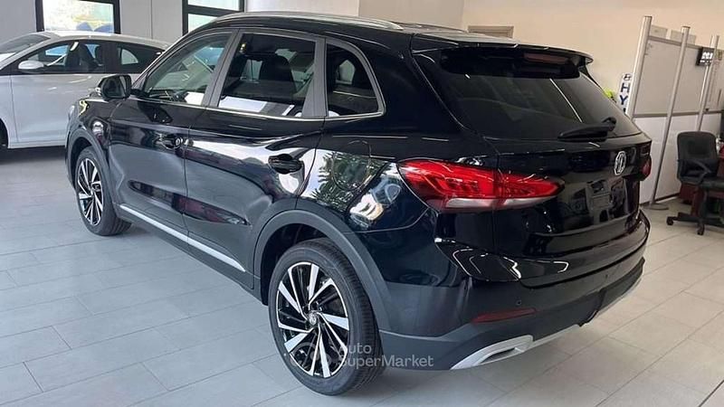 Nuova MG ZS Comfort 197 CV (144 kW) 2025 Nero Berlina