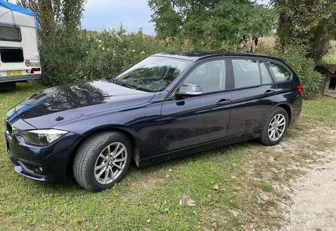 Usata BMW 318 Advantage 150 CV (110 kW) 2015 Berlina