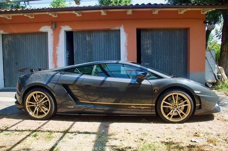 Usata Lamborghini Gallardo 570 CV (419 kW) 2010 Grigio telesto Coupé
