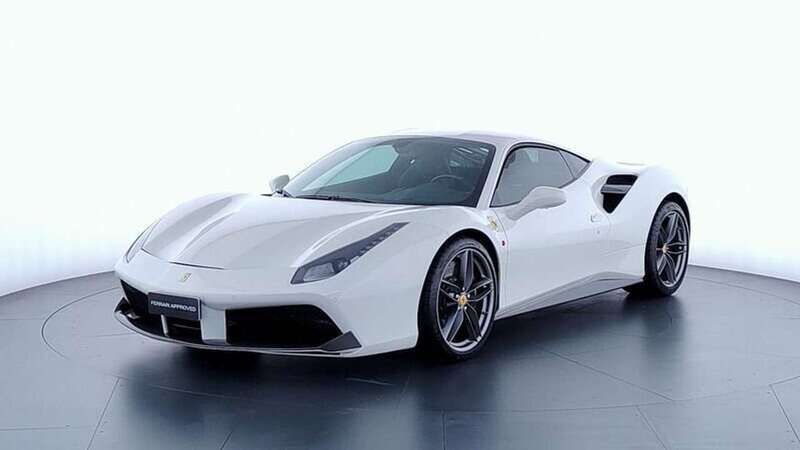 Bianco avus Usata 2015 Ferrari 488 Coupé | 240.000 € (Molto cara) - Immagine 1/4