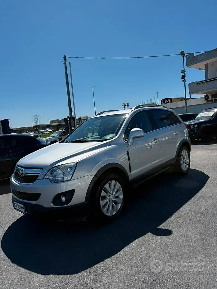 Usata Opel Antara Cosmo 163 CV (119 kW) 2014 Grigio SUV
