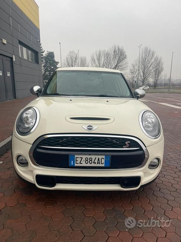 Usata Mini Cooper SD Business 170 CV (125 kW) 2014 Utilitaria