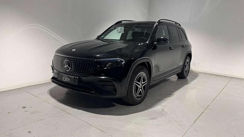 Nero notte Usata 2024 Mercedes EQB250+ Advanced SUV | 42.900 € (Buon prezzo) - Immagine 1/4