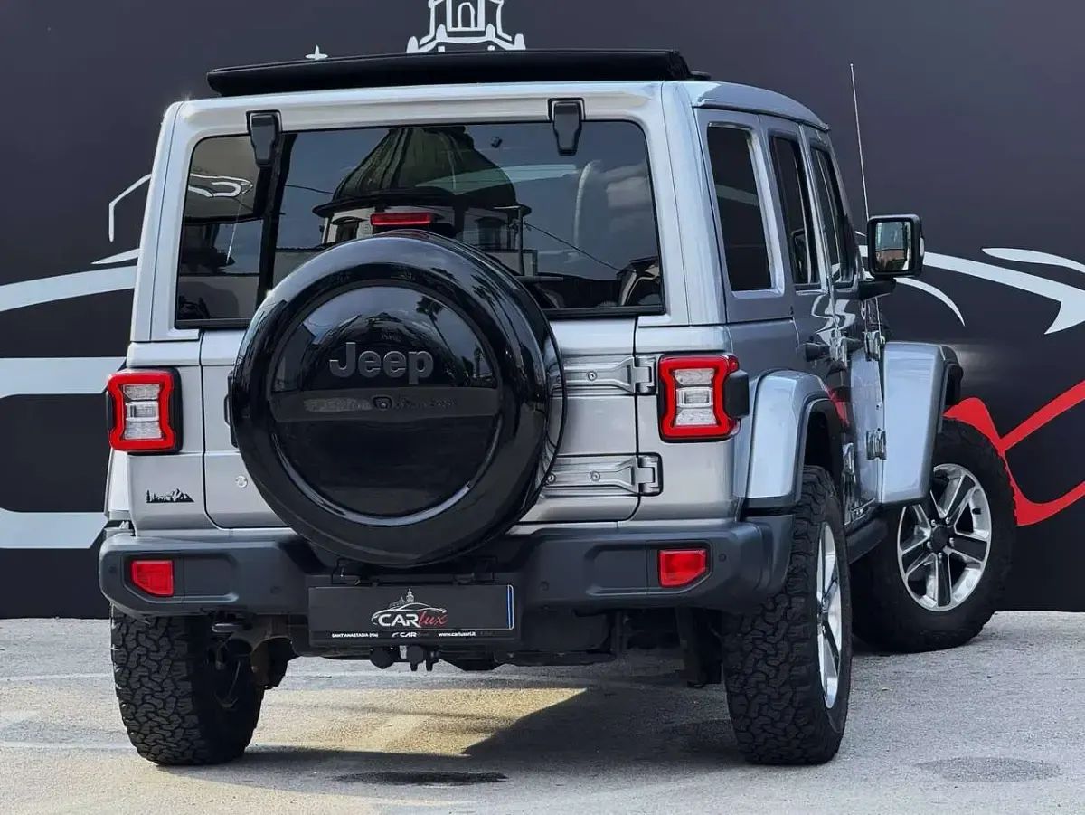 Usata Jeep Wrangler Unlimited Sahara 200 CV (147 kW) 2019 Grigio SUV