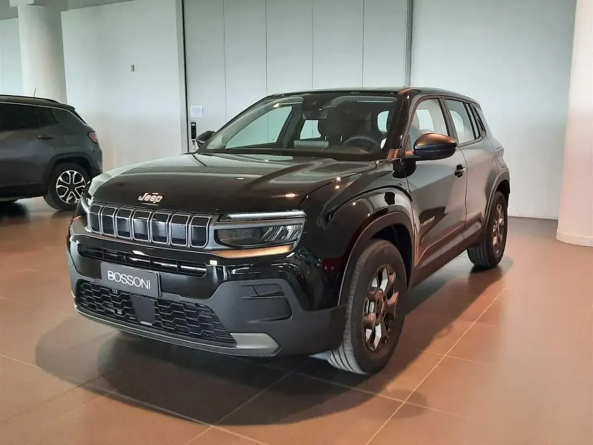 Begagnad Jeep Avenger Longitude 101 HK (74 kW) 2025 SUV